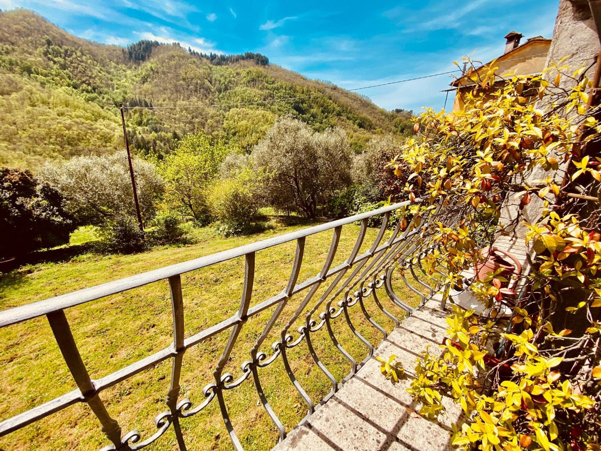 Villa La Vista Dal Civico 26 Bagni di Lucca Esterno foto